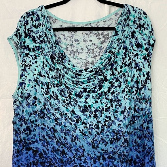 turquoise print tops